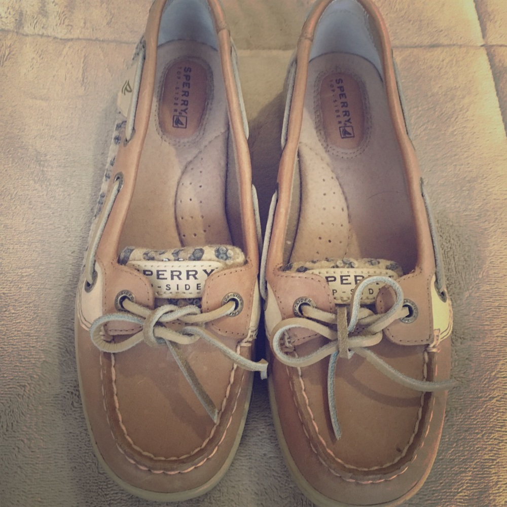 🚫SOLD! 🚫Cheetah sperry top-sided shoes